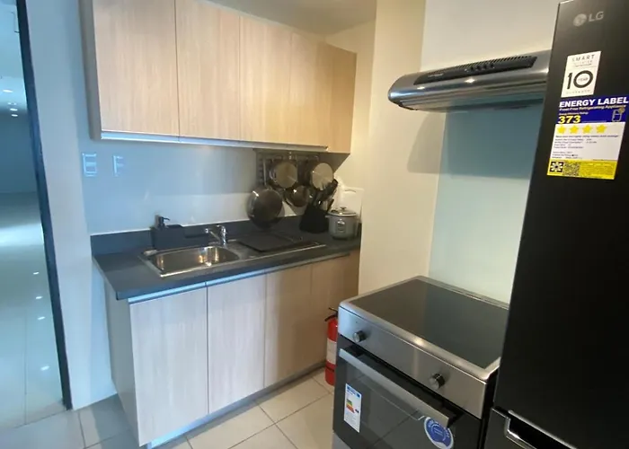 Edsa Heights Penthouse Unit 3402 Ama Tower Residences Apartment