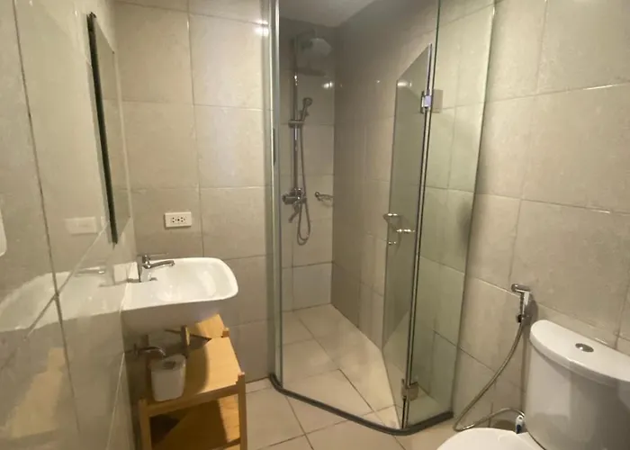 Apartment Edsa Heights Penthouse Unit 3402 Ama Tower Residences *